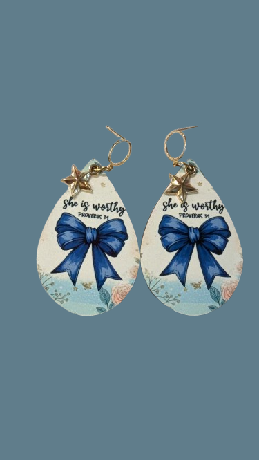 She is worthy. Sublimated Earrings. IndossArte Studio